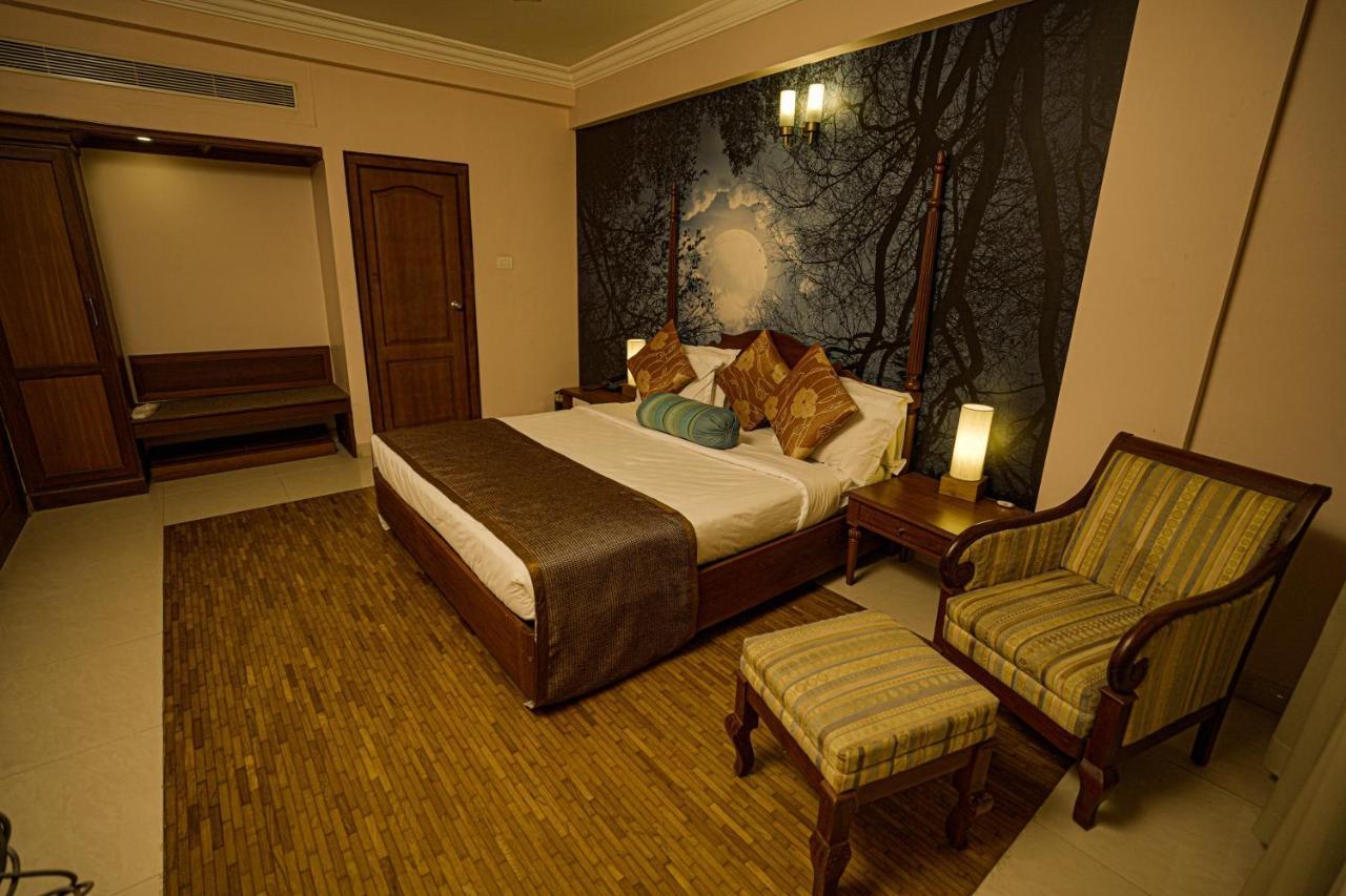 Casino Hotels Ltd Thrissur Εξωτερικό φωτογραφία