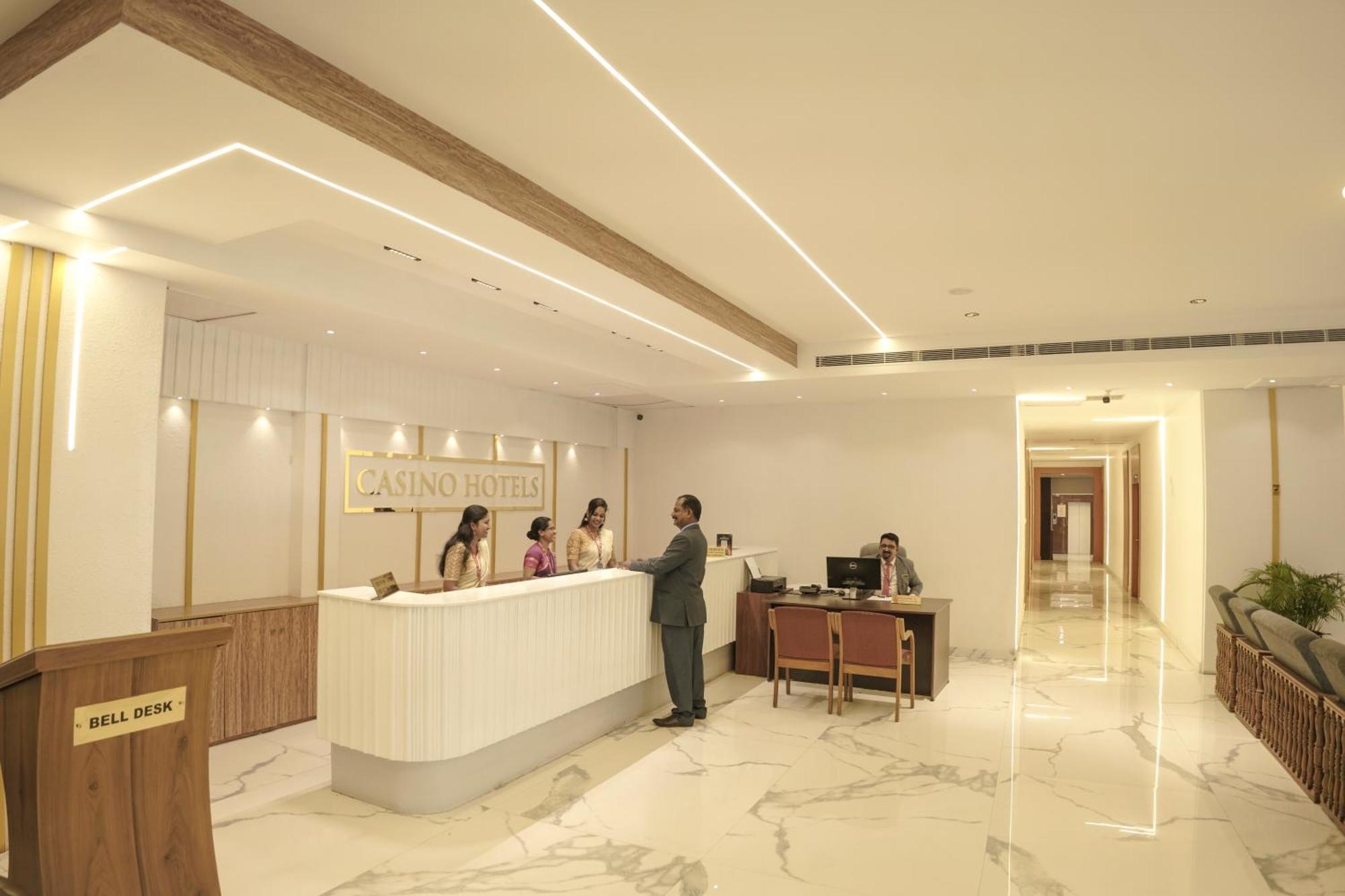 Casino Hotels Ltd Thrissur Εξωτερικό φωτογραφία