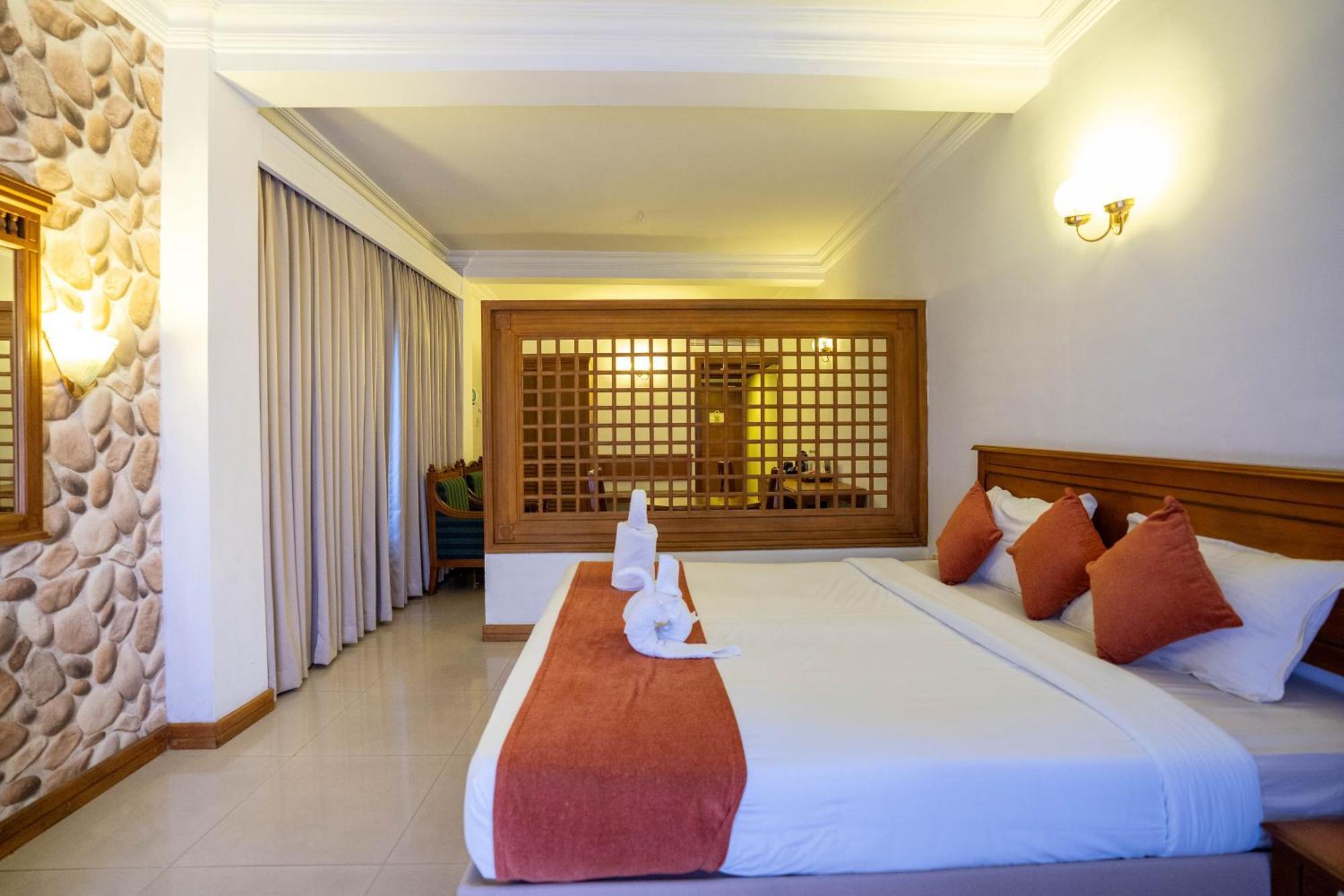 Casino Hotels Ltd Thrissur Εξωτερικό φωτογραφία
