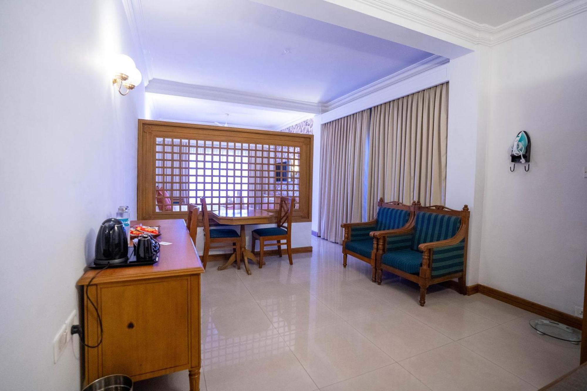 Casino Hotels Ltd Thrissur Εξωτερικό φωτογραφία